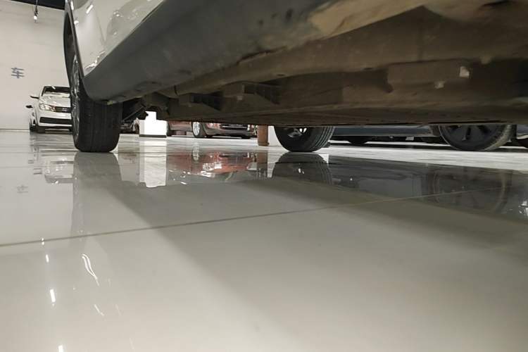 Used NETA V 2021 Standard Range Entertainment Edition Right Side Sill