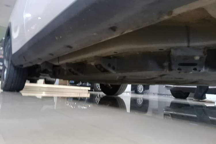 Used NETA V 2021 Standard Range Entertainment Version – Upgraded Model Right Side Sill