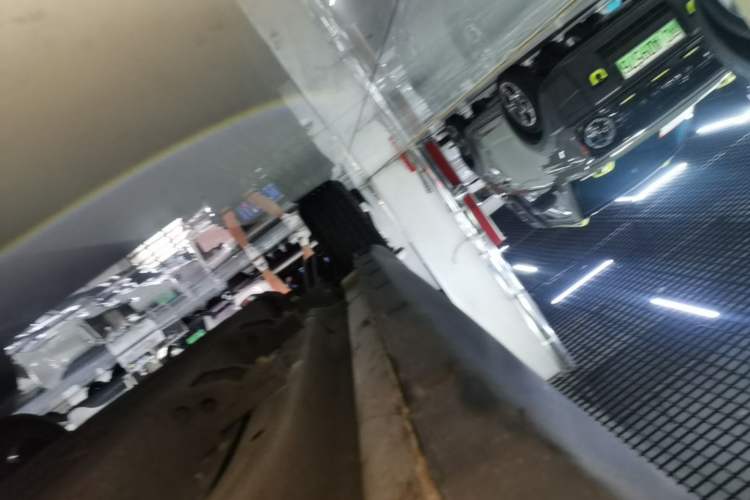 Used NETA V 2021 Standard Range Entertainment Version – Upgraded Model Right Side Sill