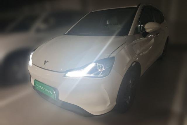 Używany NETA V 2021 Standard Range Entertainment Version – Upgraded Model