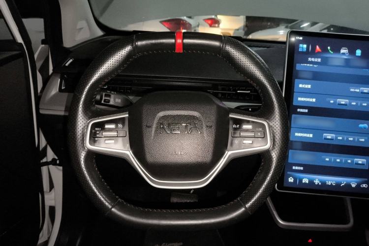 Used NETA V 2021 Ride-Hailing Custom Edition Steering Wheel