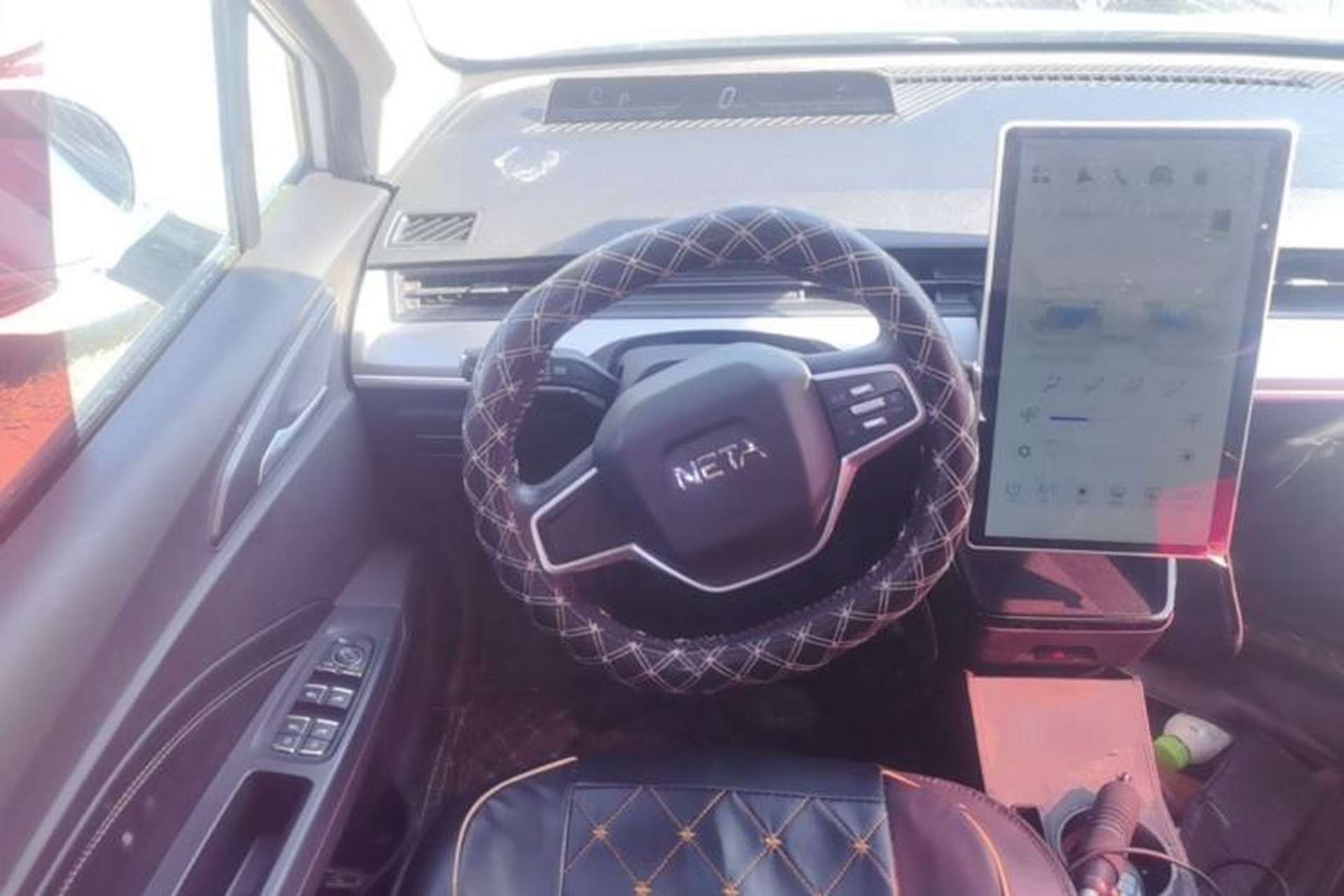 Used NETA V 2021 Standard Range Entertainment Version – Upgraded Model Steering Wheel