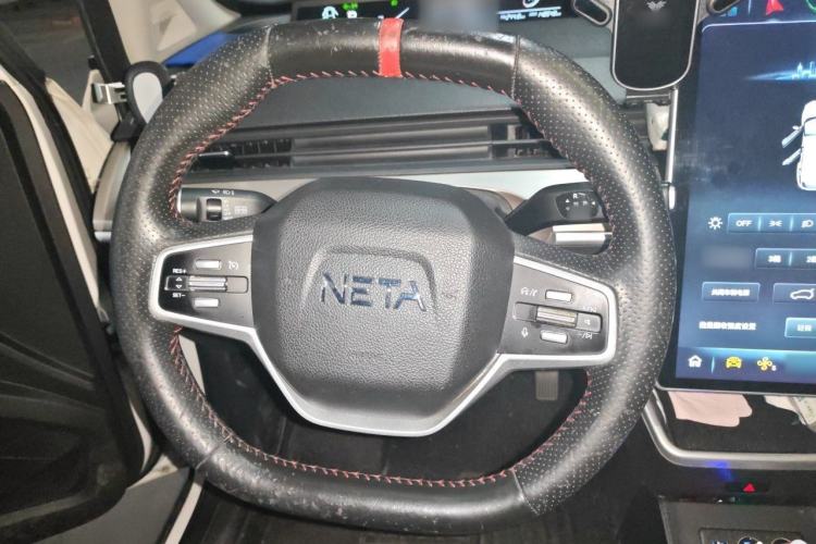 Used NETA V 2021 Long-Range Entertainment Edition Upgrade Model Steering Wheel