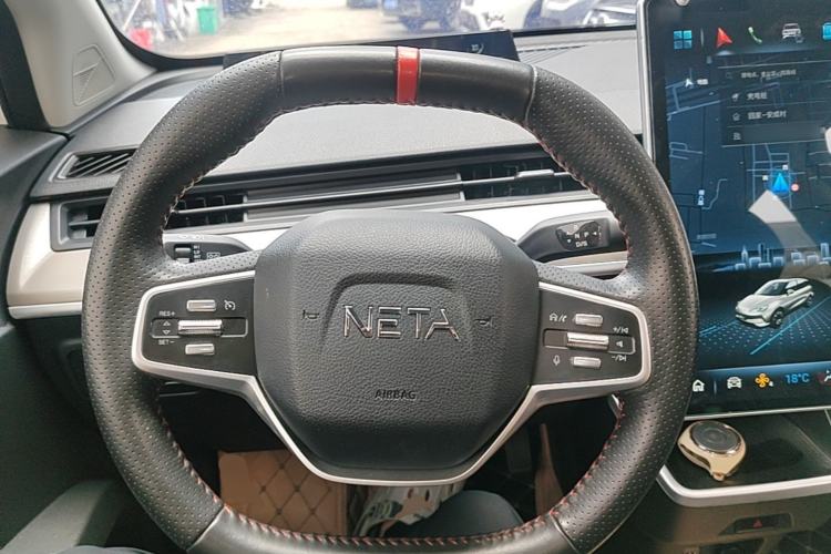 Used NETA V 2021 Long-Range Entertainment Edition Upgrade Model Steering Wheel