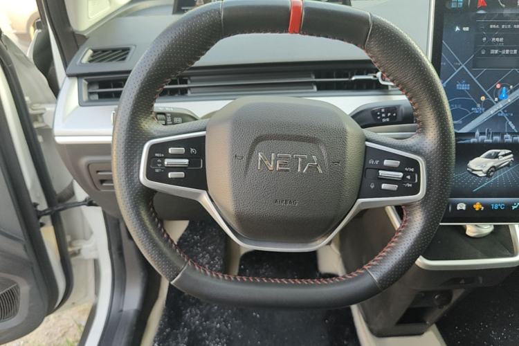 Used NETA V 2021 Long-Range Entertainment Edition Upgrade Model Steering Wheel