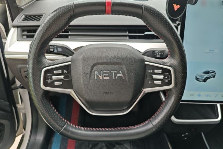 Used NETA V 2021 Long-Range Entertainment Edition Upgrade Model Steering Wheel