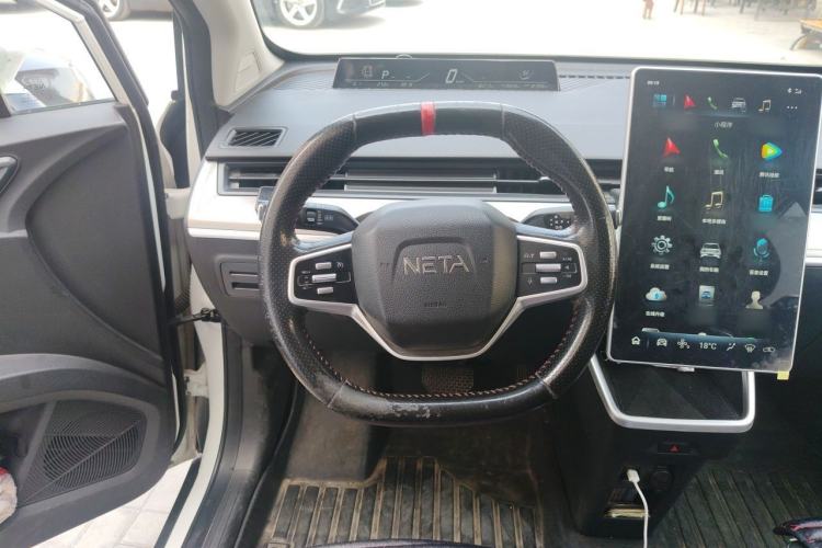 Used NETA V 2021 Long-Range Entertainment Edition Upgrade Model Steering Wheel