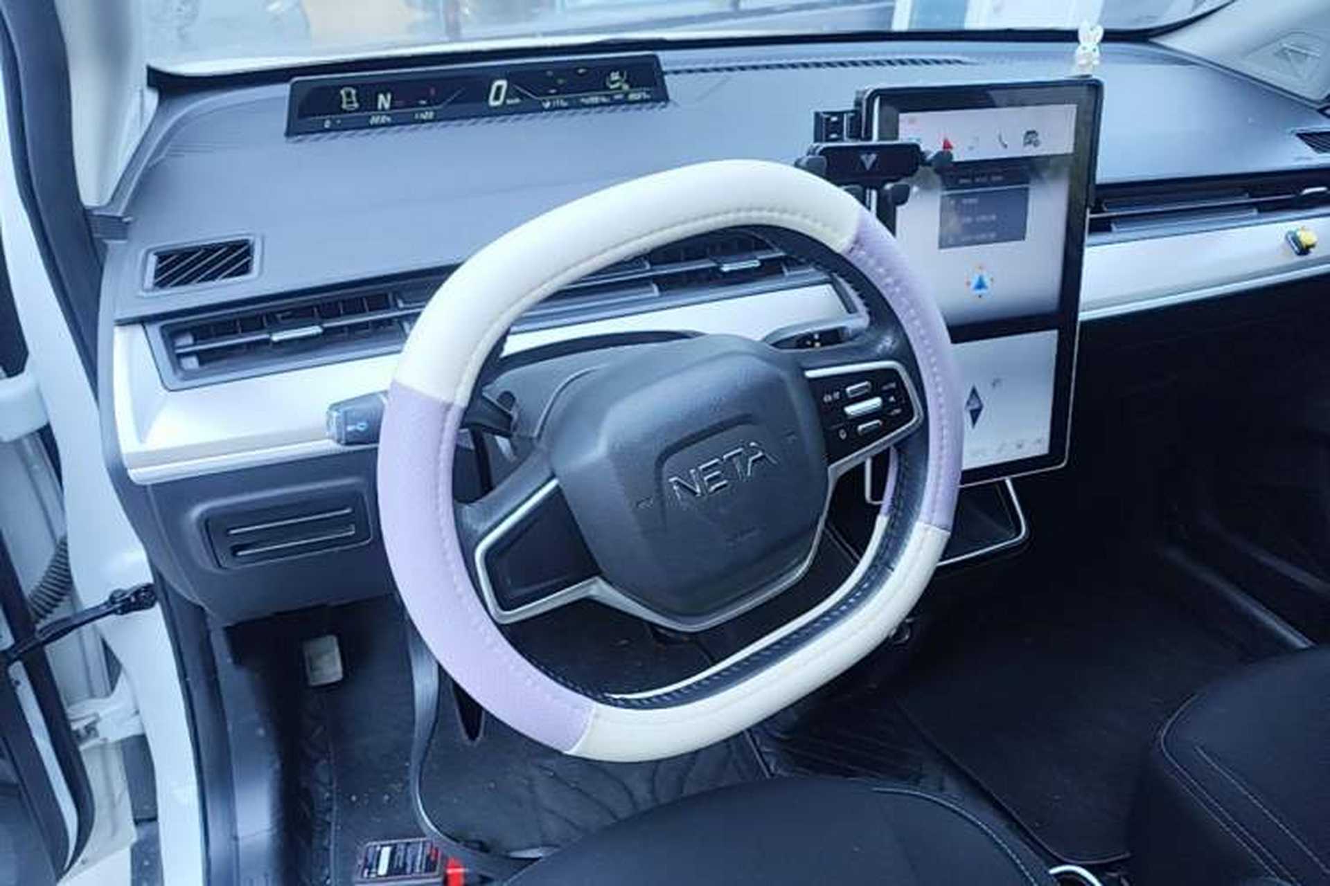 Used NETA V 2021 Standard Range Entertainment Edition Steering Wheel