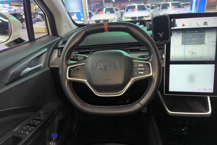 Used NETA V 2021 Standard Range Entertainment Version – Upgraded Model Steering Wheel