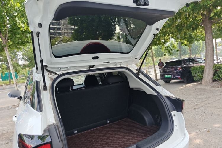 Used NETA V 2021 Standard Range Entertainment Version – Upgraded Model Trunk
