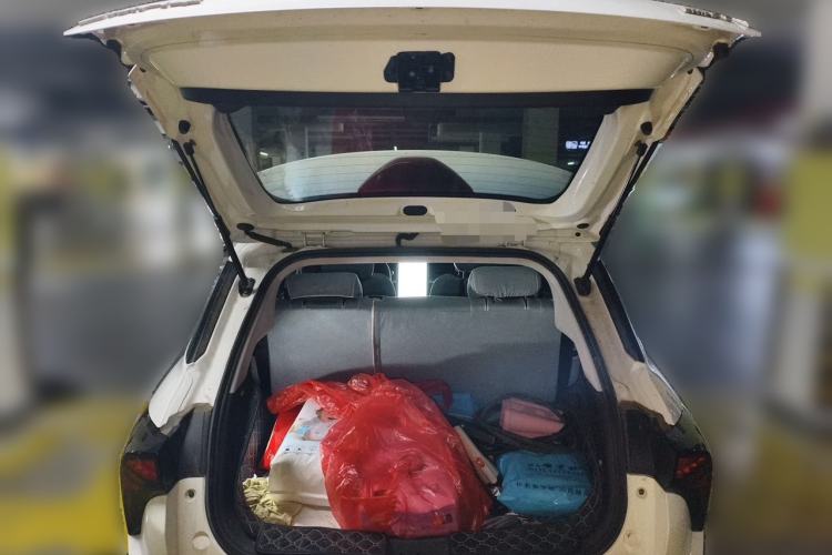 Used NETA V 2021 Standard Range Entertainment Version – Upgraded Model Trunk
