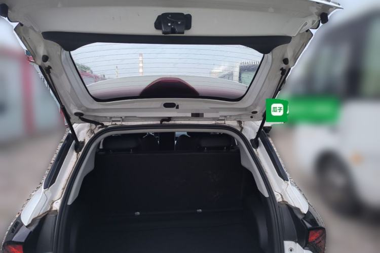 Used NETA V 2021 Long-Range Entertainment Edition Trunk