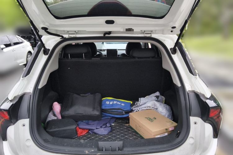 Used NETA V 2021 Standard Range Entertainment Version – Upgraded Model Trunk