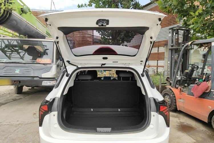 Used NETA V 2021 Long-Range Entertainment Edition Upgrade Model Trunk