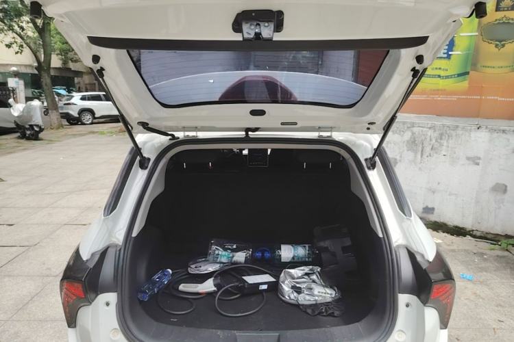 Used NETA V 2021 Long-Range Entertainment Edition Trunk