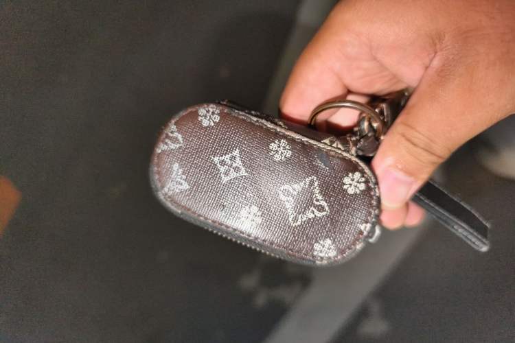 Used NETA V 2021 Standard Range Entertainment Version – Upgraded Model Vehicle Key
