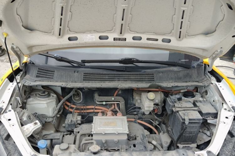 Used NETA V 2021 Standard Range Entertainment Edition Engine Bay