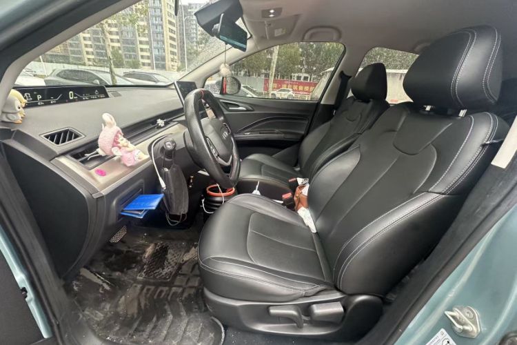 Used NETA V 2021 Long-Range Entertainment Edition Upgrade Model Interior 2