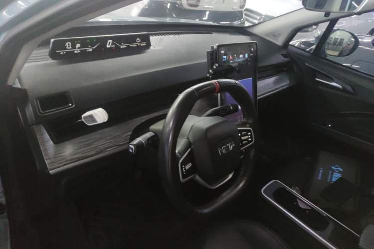 Used NETA V 2022 Chao 400 Lite Center Console