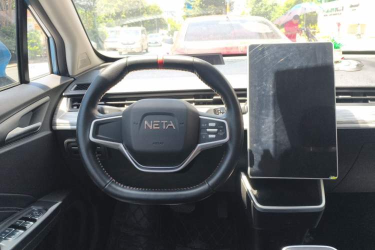 Used NETA V 2022 Chao 300 Lite Lithium Iron Phosphate Center Console