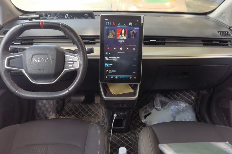 Used NETA V 2022 Chao 300 Lite Ternary Lithium Center Console
