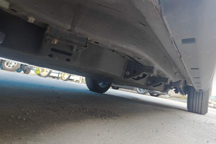 Used NETA V 2022 Standard Range Industry Custom Edition Chassis Front Left