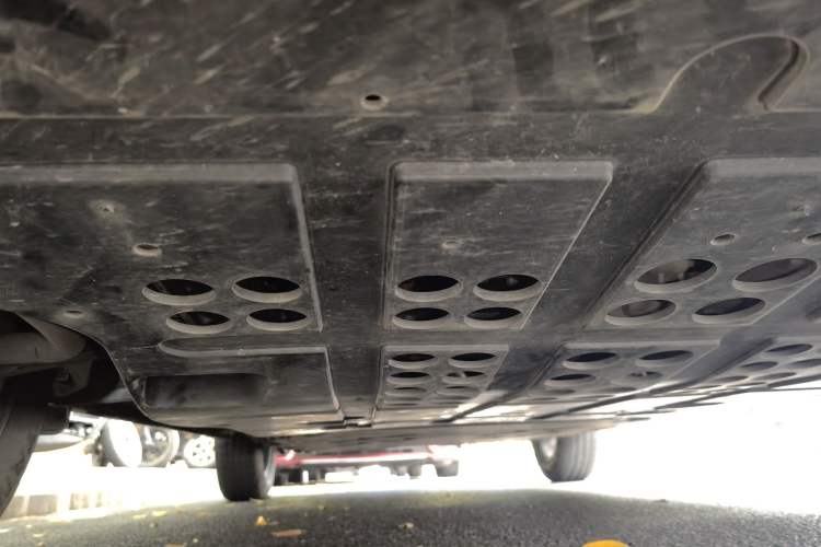Used NETA V 2022 Chao 300 Lite Ternary Lithium Chassis Front