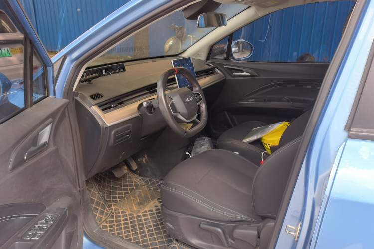 Used NETA V 2022 Chao 300 Lite Ternary Lithium Driver Seat