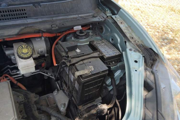 Used NETA V 2022 Pro Long-Range Smart Edition Engine Bay Left