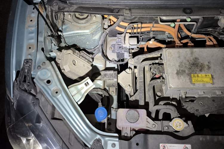 Used NETA V 2022 Chao 400 Lite Engine Bay Right