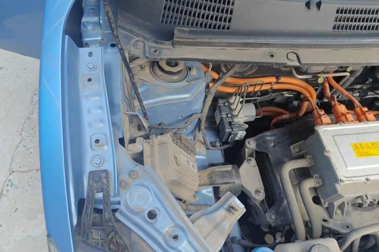 Used NETA V 2022 Standard Range Industry Custom Edition Engine Bay Right