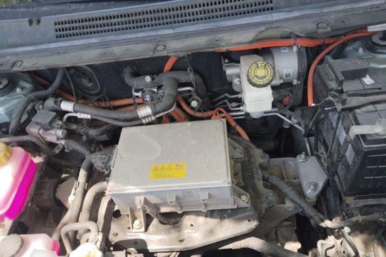 Used NETA V 2022 Pro Long-Range Smart Edition Engine Bay
