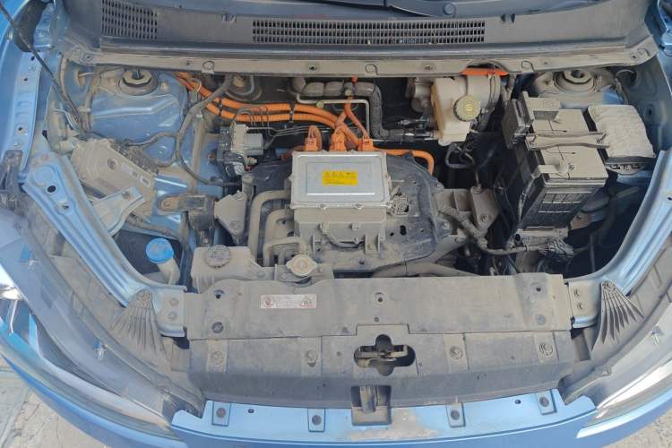 Used NETA V 2022 Standard Range Industry Custom Edition Engine Bay