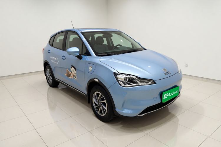 Used NETA V 2022 Chao 300 Lite Ternary Lithium Front Right 45 Deg