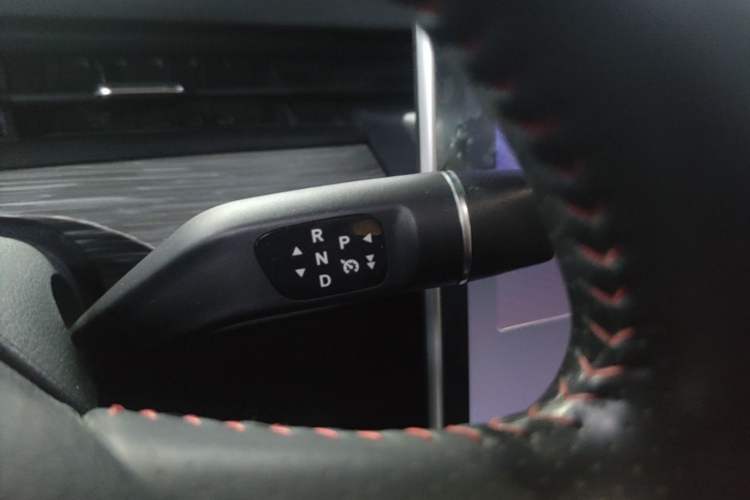Used NETA V 2022 Chao 400 Lite Gear Lever