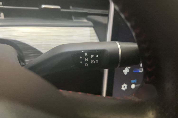 Used NETA V 2022 Chao 400 Lite Gear Lever