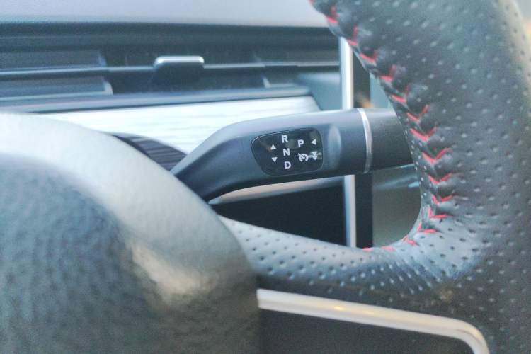 Used NETA V 2022 Chao 400 Lite Gear Lever