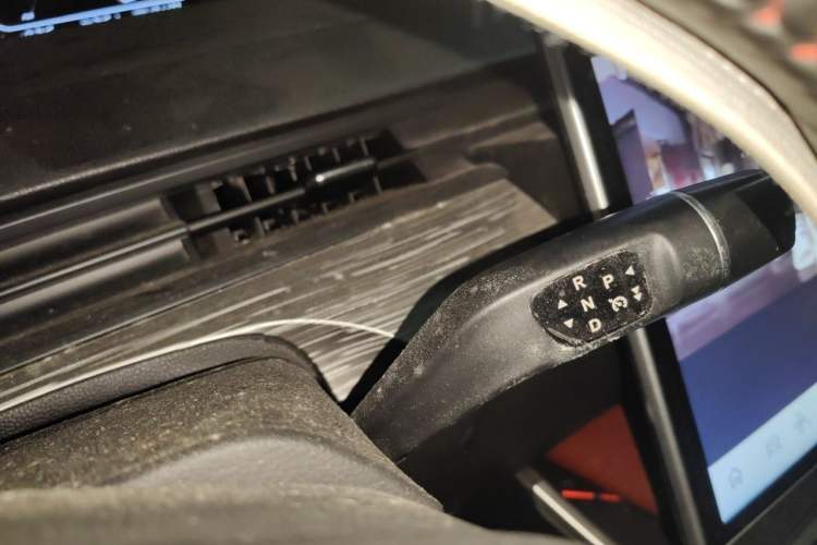 Used NETA V 2022 Chao 400 Lite Gear Lever
