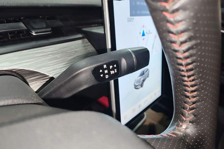 Used NETA V 2022 Chao 400 Lite Gear Lever