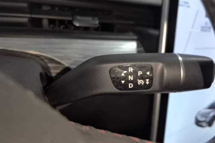 Used NETA V 2022 Chao 400 Lite Gear Lever