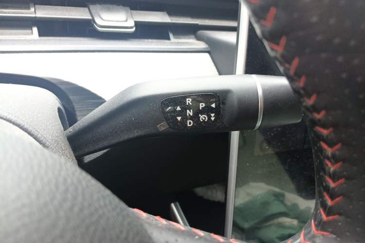 Used NETA V 2022 Chao 400 Lite Gear Lever