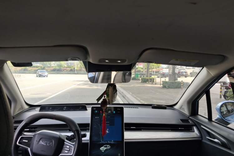 Used NETA V 2022 Chao 400 Lite Headliner