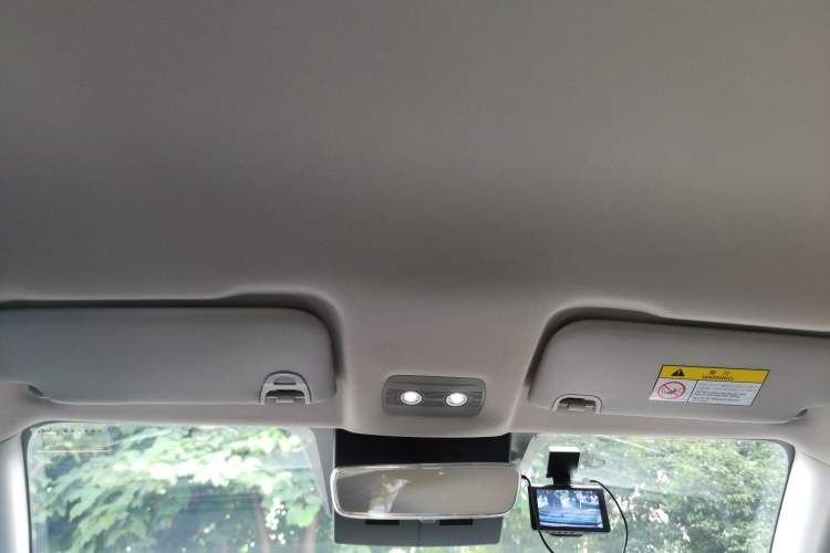Used NETA V 2022 Chao 400 Lite Headliner