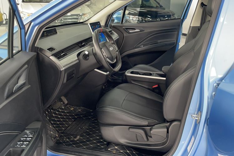 Used NETA V 2022 Long-Range Industry Custom Edition Interior 1