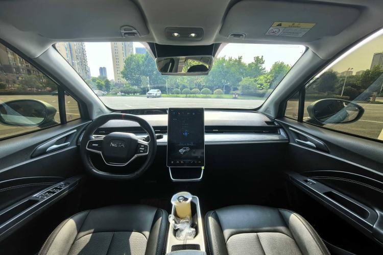 Used NETA V 2022 Chao 400 Lite Interior 1