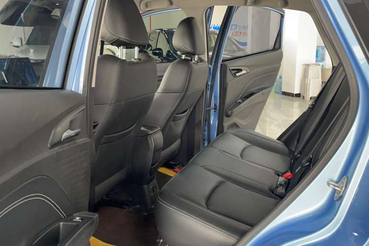 Used NETA V 2022 Long-Range Industry Custom Edition Interior 2