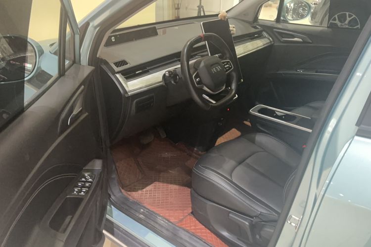 Used NETA V 2022 Chao 400 Lite Interior 2