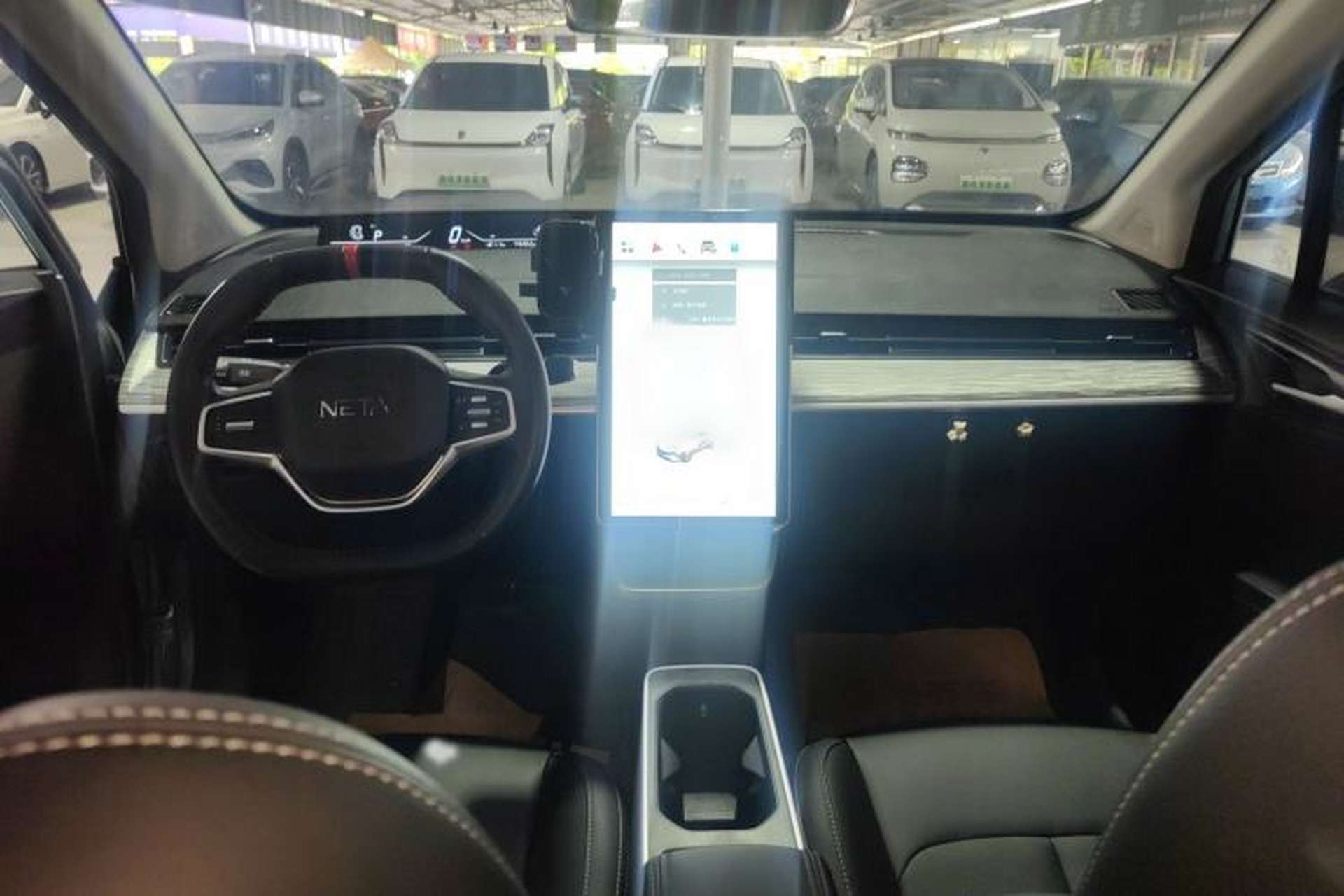 Used NETA V 2022 Chao 400 Lite Interior 2