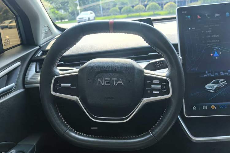 Used NETA V 2022 Chao 400 Lite Interior 2