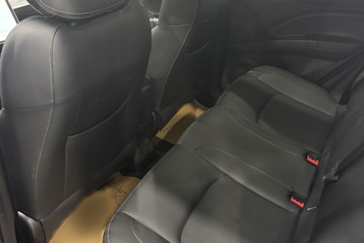 Used NETA V 2022 Chao 300 Lite Ternary Lithium Interior 3